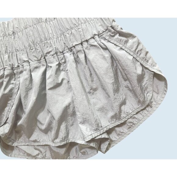 FREE PEOPLE Movement The Way Home Dolphin Hem Short Sz XS - Picture 5 of 8